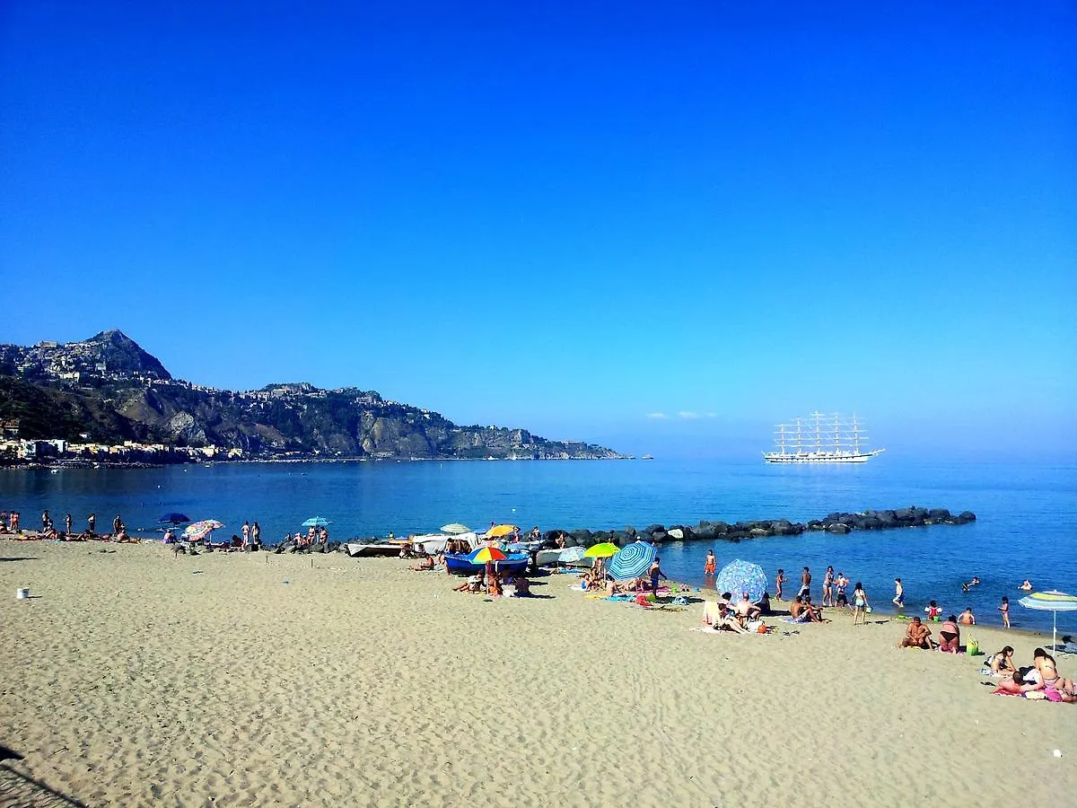 Appartamento Bilocale Nefele Giardini Naxos Italia